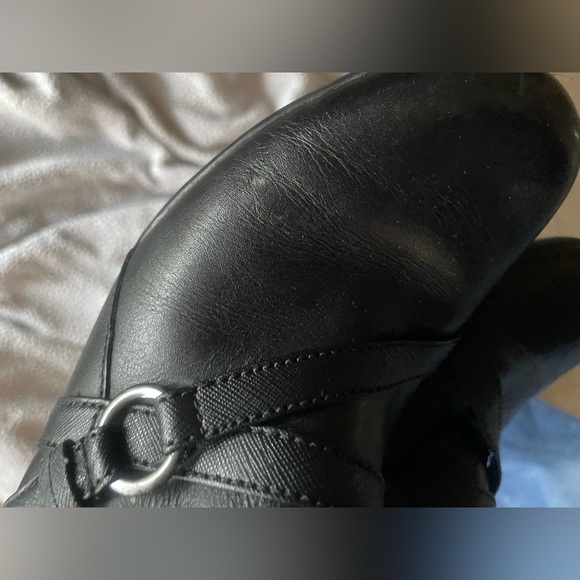 Clarks women’s  Black Leather Loafers size 7 - Picture 7 of 7